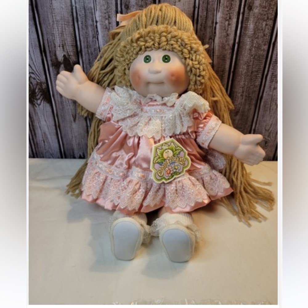 Cabbage Patch kids doll new Pink Lace Doll with Blonde VTG